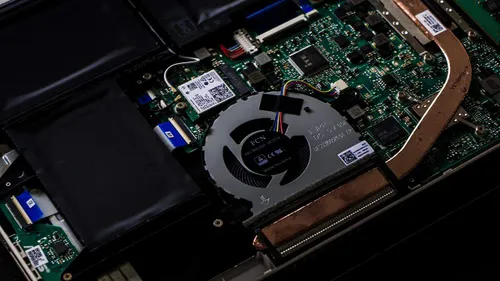 artiom vallat 1gntep783ri unsplash