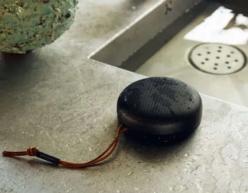 bang olufsen beosound a1 2nd gen waterproof speaker