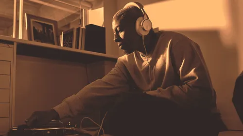 cambridge audio melomania p100 shot 1 00132 v01