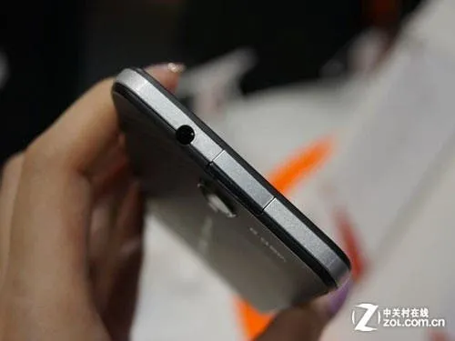 carbon gionee cbt1805 top