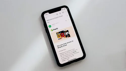 charlesdeluvio 4mrqv9gcuhq unsplash