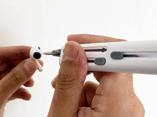 earbuds cleaning tool
