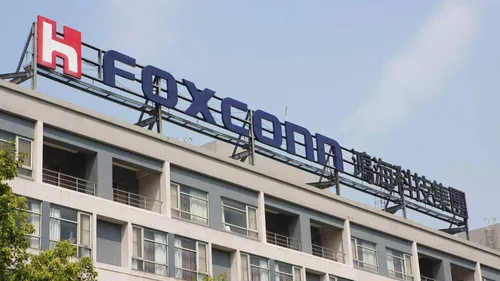 foxconn ja esta pronta para retomar producao depois de problemas com coronavirus