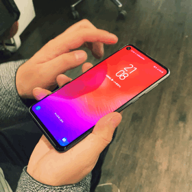 galaxy a8s camera launch