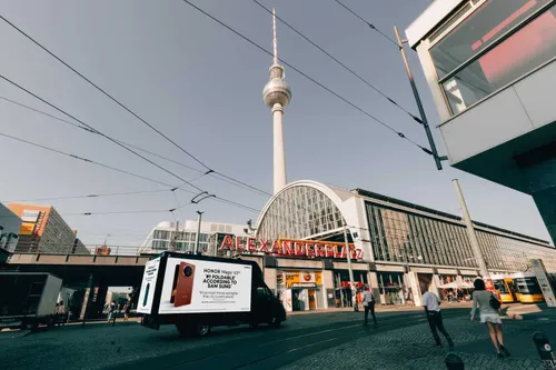 honor sam sung alexanderplatz 3 p1040196