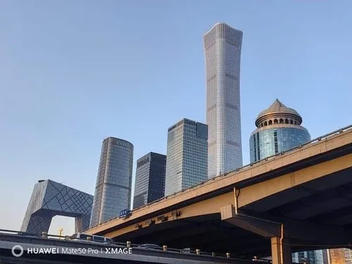 huawei mate 50 pro vs iphone 14 pro daytime