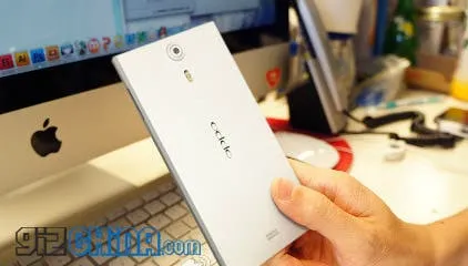 leaked oppo find 5 photos quad core chiense phoen