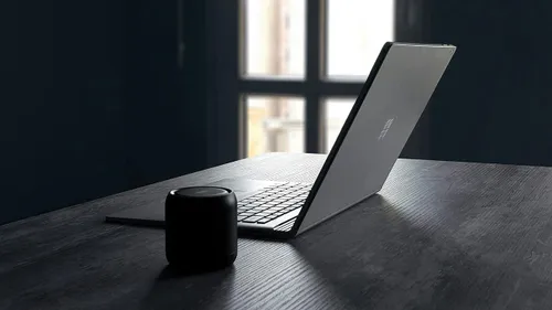 majid rangraz xzmghzq01uq unsplash