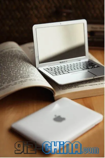 mini macbook air mirrors