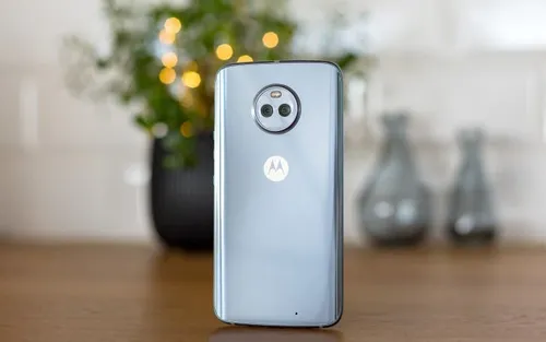 moto x4 gizchina