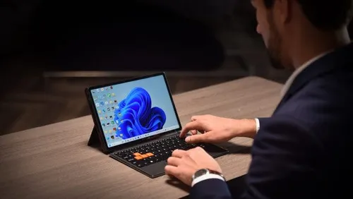 onexplayer x1 as laptop