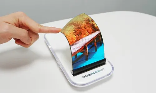 samsung foldable smartphone
