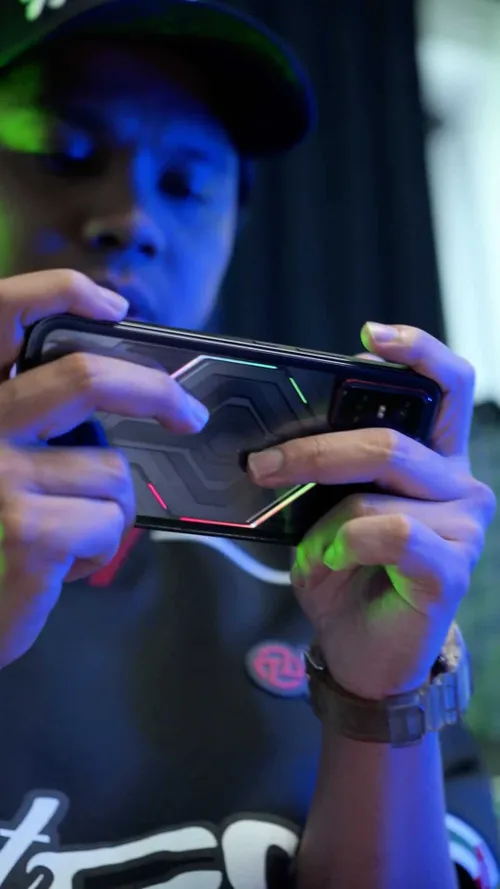 sequence 0100 00 09 10still002