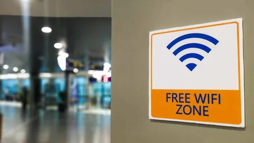 sign with free wifi