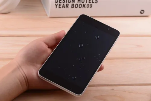 still play when screen is wet