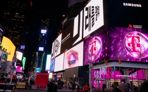 unpacked 2019 ooh main 1 times square nyc