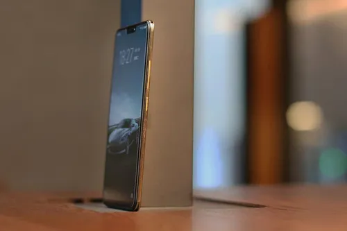 vivo x21 ud black and gold 14