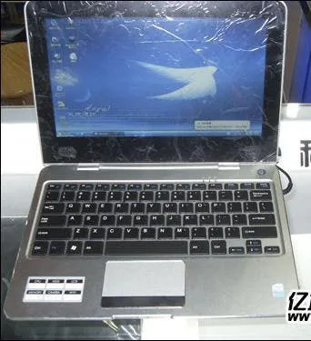 white macbook pro clone open