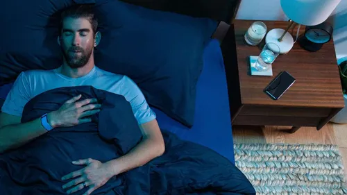 whoop 40 sleep tracking band