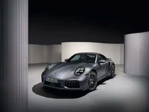 911_turbos_2002-2048x1536