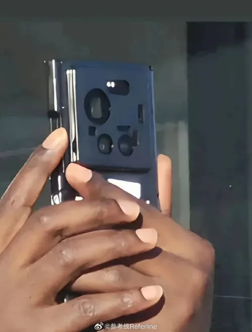 photo2025-12-0412-25-00