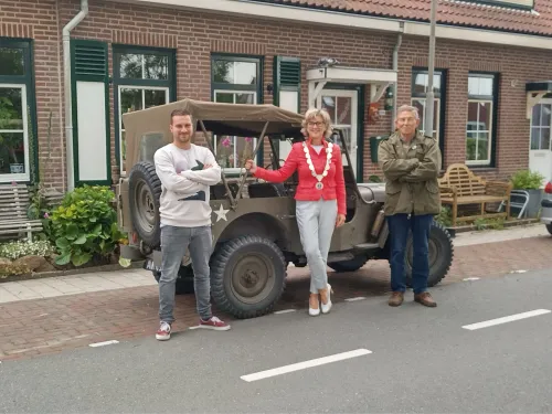 de heer r robert van es uit middelharnis