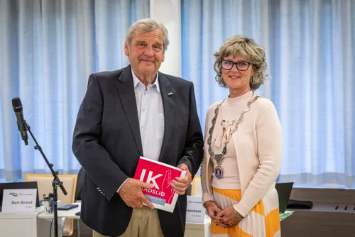 raadslid van der meer met burgemeester