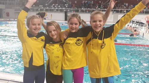 2017 estafette junioren meisjes ploeg