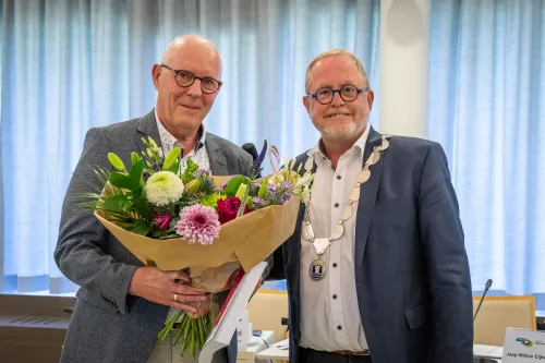 raadslid pipping met plv voorzitter jaap willem eijkenduijn 2