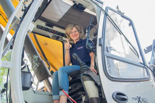 whatsapp image 2019 05 20 at 130644 1