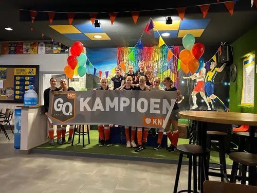 De MO14-1 dames zijn kampioen!