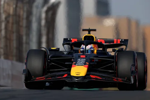 Max Verstappen driving the RB21 around the Shanghai International Circuit