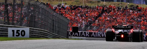 Max Verstappen in Zandvoort tijdens Dutch GP