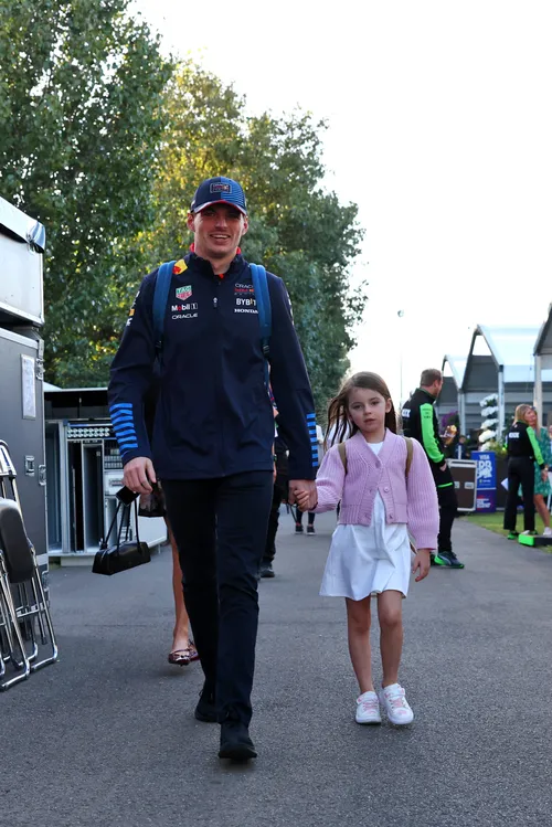 max-verstappen-penelope.jpg.