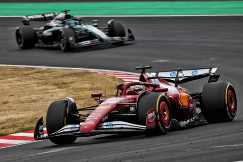 Leclerc in actie tijdens de Japanse Grand Prix