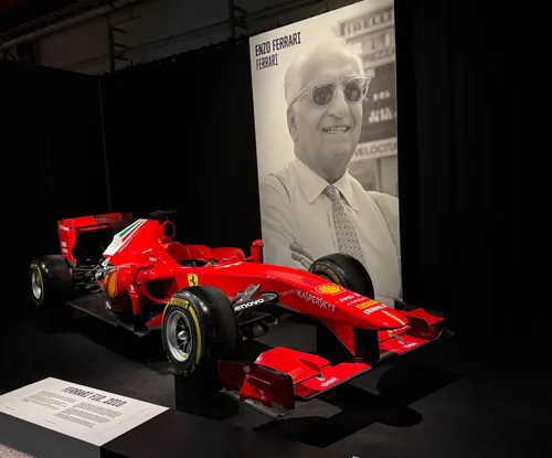 De Ferrari F10 2010