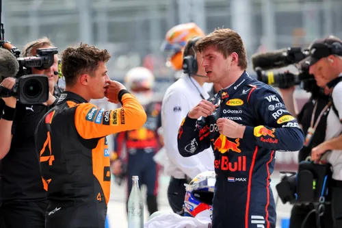 Lando Norris en Max Verstappen tijdens het raceweekend in Miami.