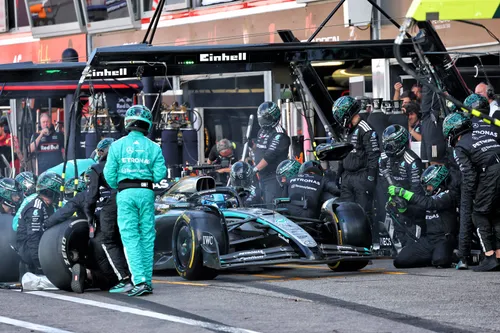 Formula 1 World Championship 2025, Round 8, Monaco Grand Prix, Circuit de Monaco, Monte Carlo, Monaco, Sunday 25 May 2025 - George Russell (GBR) Mercedes AMG F1 W16 makes a pit stop.