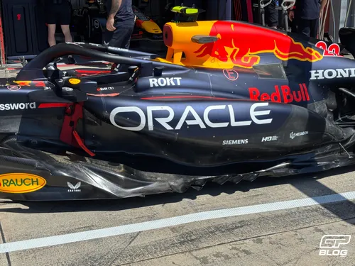 RB21's new sidepod