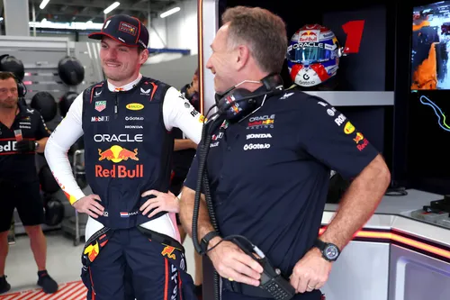 Max Verstappen en Christian Horner. Red Bull Contentpool.