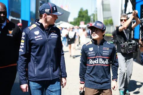 Max Verstappen, Yuki Tsunoda in Imola