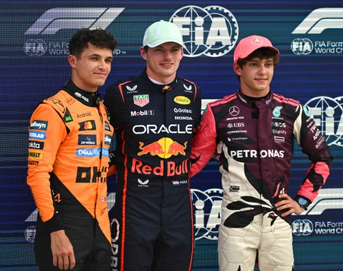 Lando Norris, Max Verstappen en Kimi Antonelli na de kwalificatie in Miami