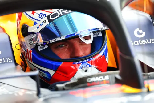 verstappen red bull car