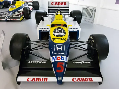 De Williams FW11B van Nigel Mansell uit 1987.