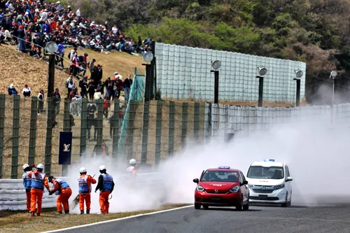 Burning grass F1 Japan GP