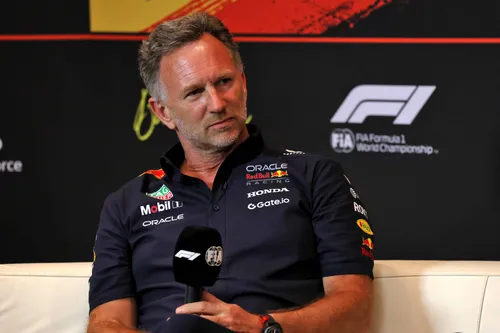 Teamchef Christian Horner wurde bei Red Bull Racing derzeit an die Seite gestellt