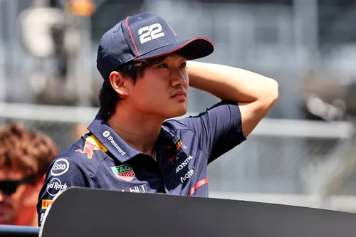 Red Bull Racing-Fahrer Yuki Tsunoda qualifizierte sich in Spanien als Letzter