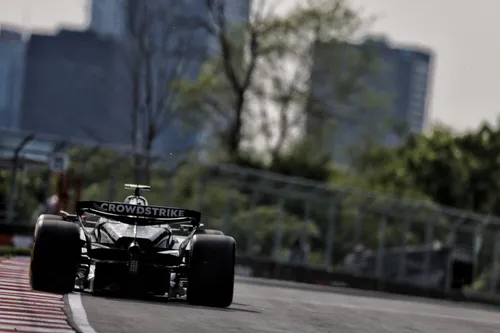 Mercedes tijdens de eerste vrije training in Canada
