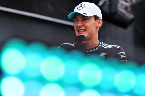 George Russell slumped to P10 at Silverstone