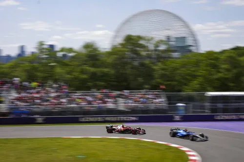 photo 5937351546222262821 y